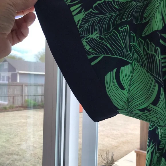 Tropical Green Leaf Print Dress - Picture 2 of 4